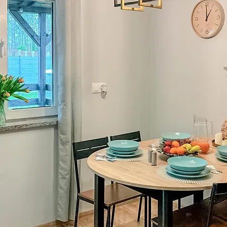 2 Bedroom Awesome In Dom wakacyjny *