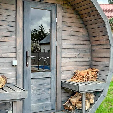 Feriehus 2 Bedroom Awesome In *