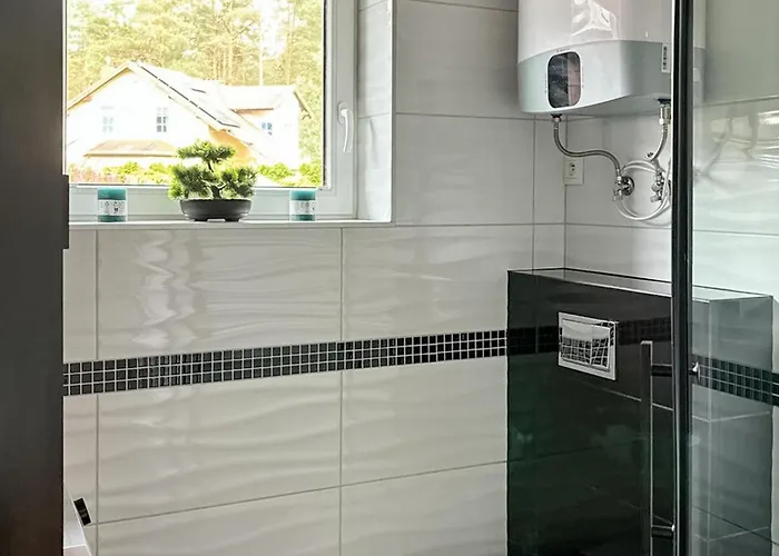 2 Bedroom Awesome In Дом отдыха Оструда